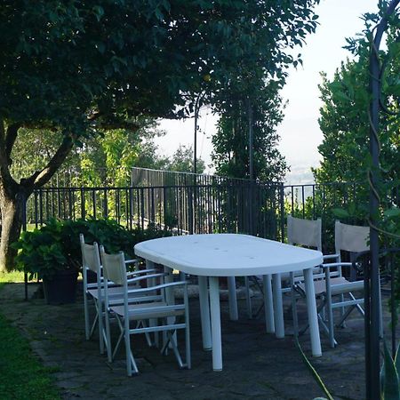 Апартаменты Casa Tre Pini Serravalle Pistoiese Экстерьер фото